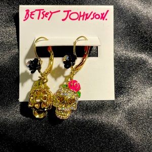 Betsey Johnson dangle skull earrings.  NWT